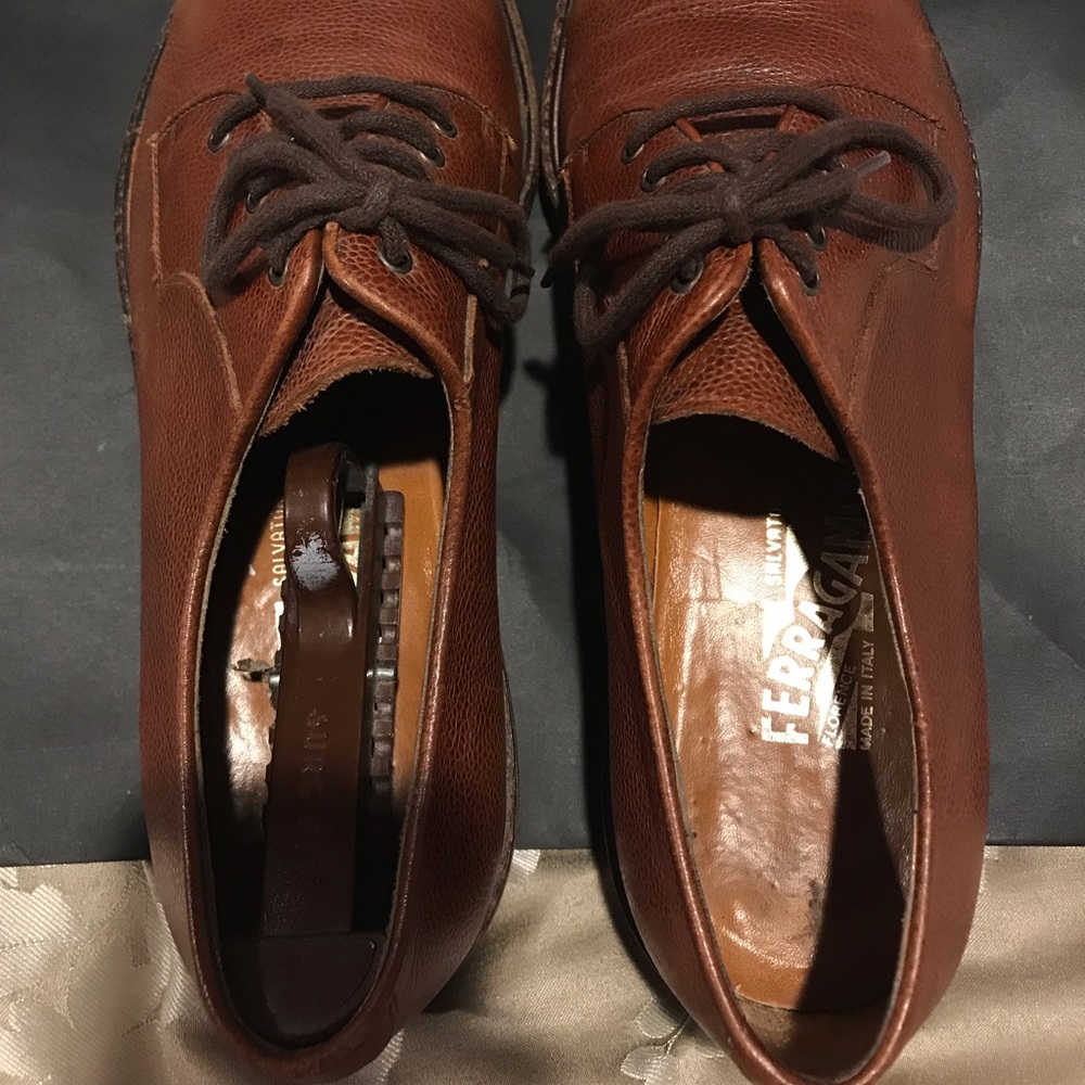 Ferragamo mens brown leather derby shoes
